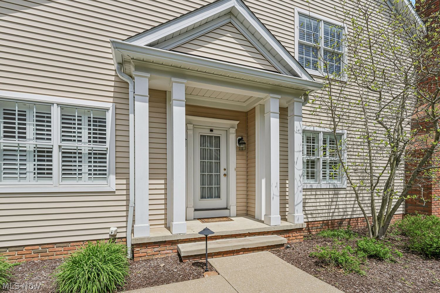 16905 Knolls Way Chagrin Falls OH 44023