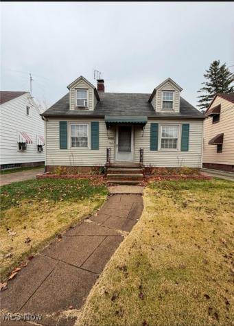 12015 Marne Avenue Cleveland OH 44111
