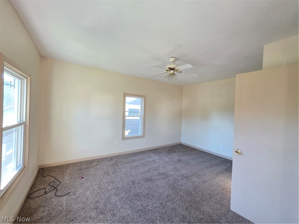 489 Columbia Street Leetonia OH 44431