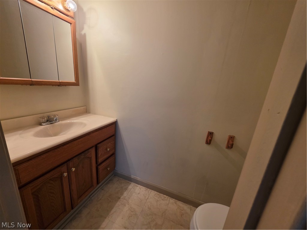489 Columbia Street Leetonia OH 44431