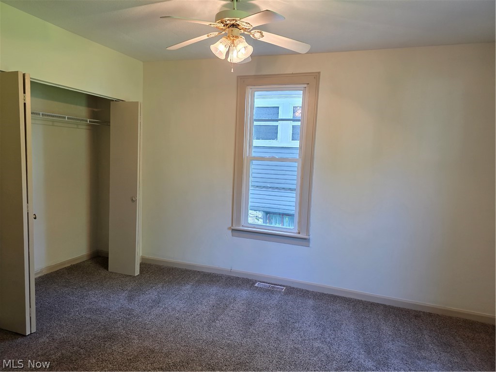 489 Columbia Street Leetonia OH 44431