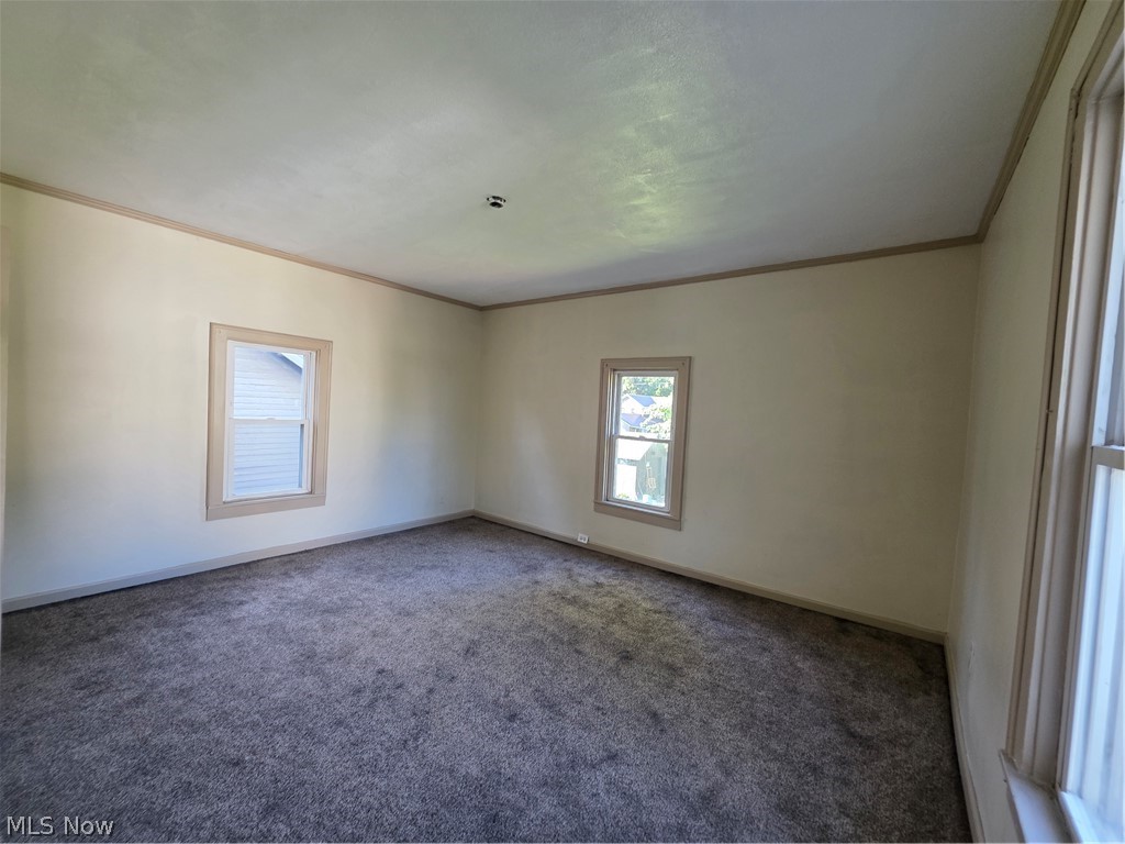 489 Columbia Street Leetonia OH 44431