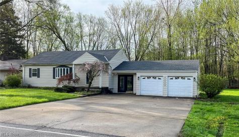 42009 Adelbert Street Elyria OH 44035