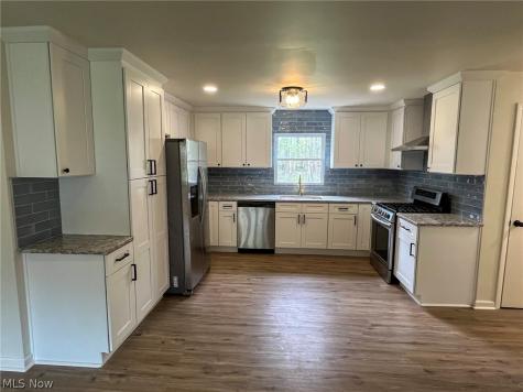 42009 Adelbert Street Elyria OH 44035
