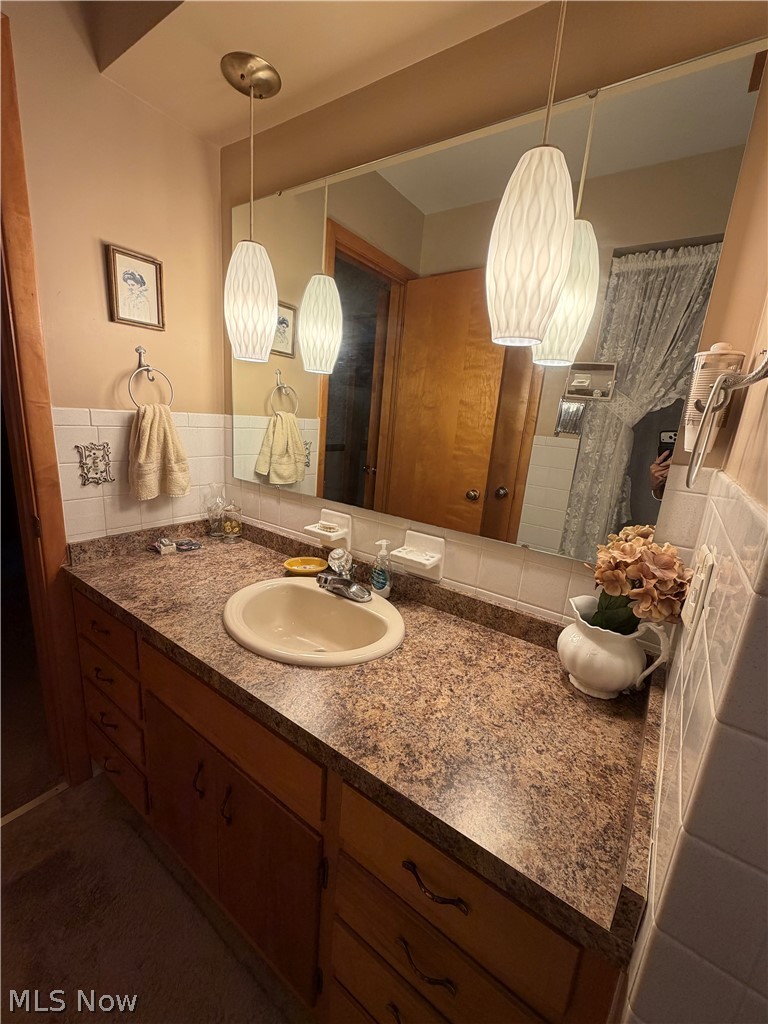 2849 Hoagland Blackstub Road Cortland OH 44410