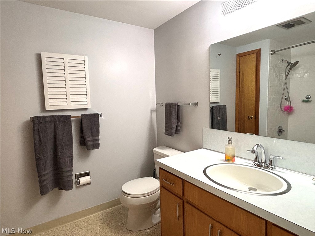 1247 Highland Avenue Salem OH 44460