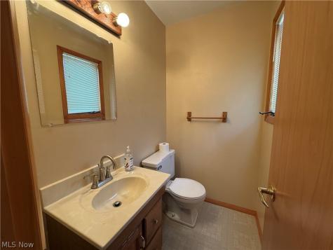 9307 Munich Drive Parma OH 44130