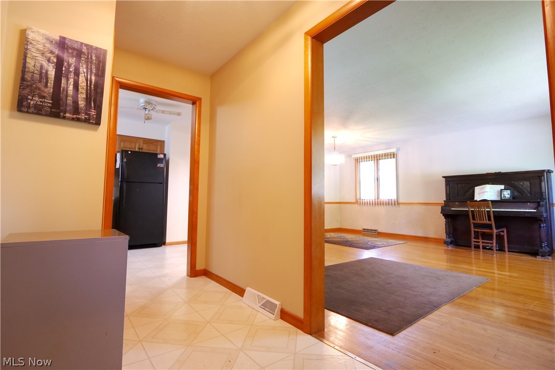 9307 Munich Drive Parma OH 44130