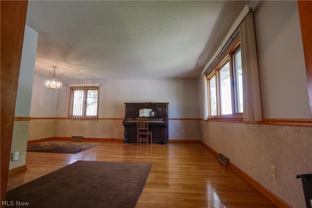 9307 Munich Drive Parma OH 44130