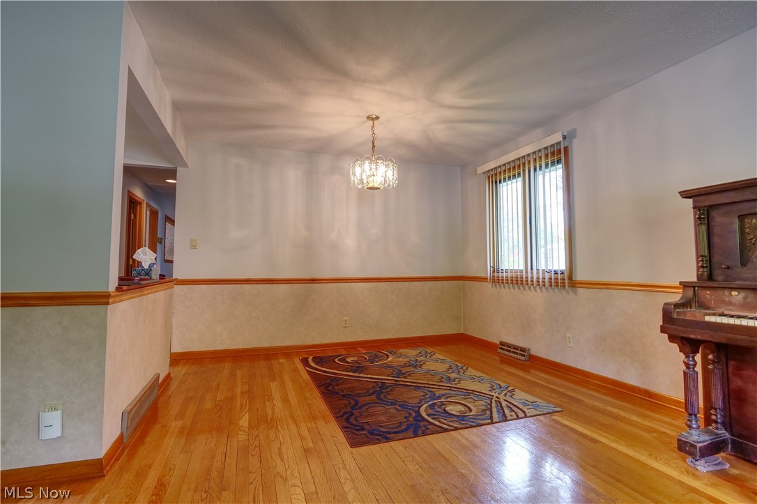 9307 Munich Drive Parma OH 44130