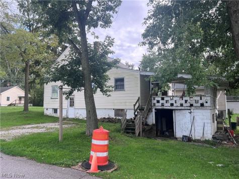 164 N Avon Avenue Wadsworth OH 44281