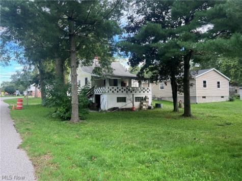 164 N Avon Avenue Wadsworth OH 44281