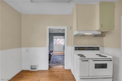 20710 Fuller Avenue Euclid OH 44123