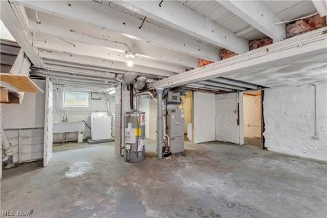 20710 Fuller Avenue Euclid OH 44123