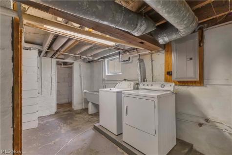 20710 Fuller Avenue Euclid OH 44123