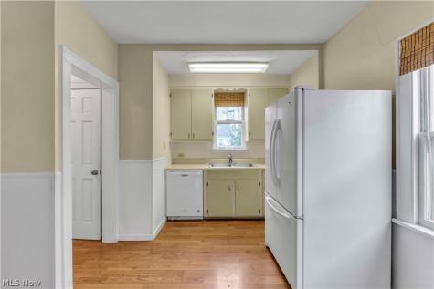 20710 Fuller Avenue Euclid OH 44123