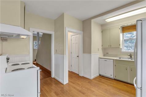 20710 Fuller Avenue Euclid OH 44123