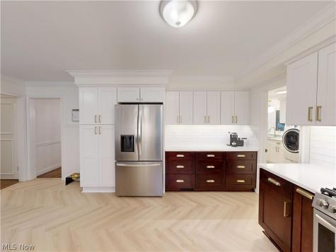 21522 S Woodland Road Shaker Heights OH 44122