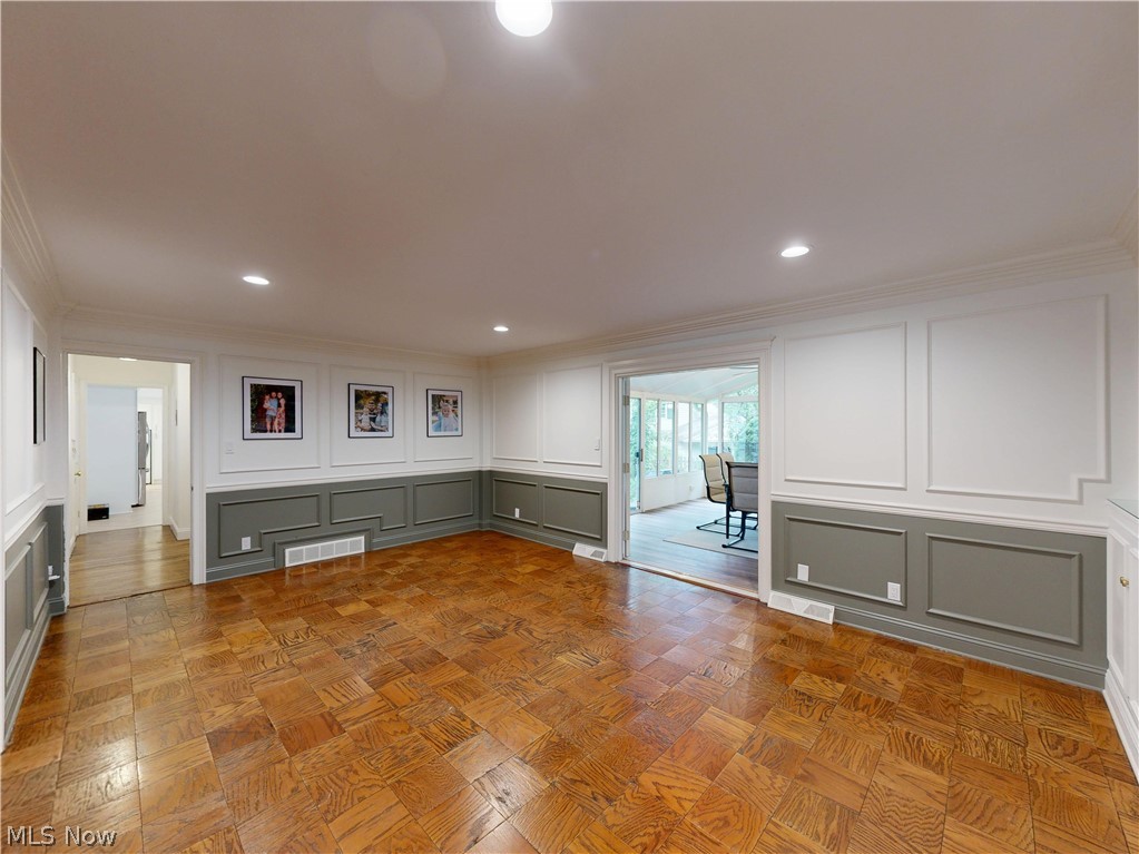 21522 S Woodland Road Shaker Heights OH 44122