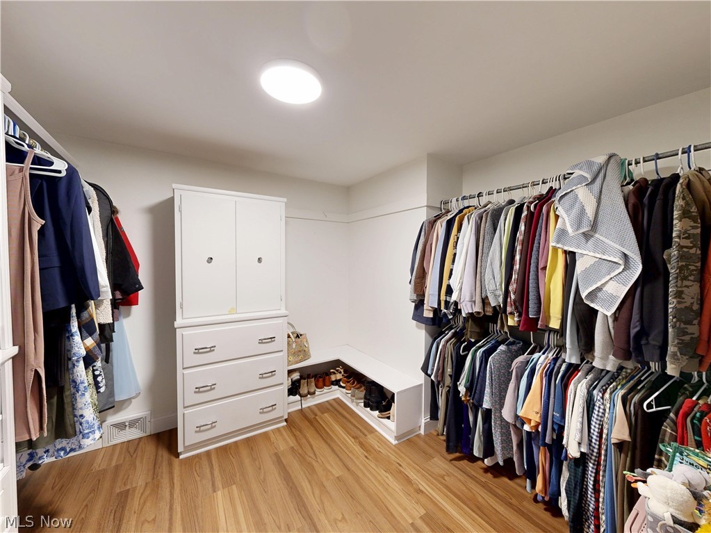 21522 S Woodland Road Shaker Heights OH 44122