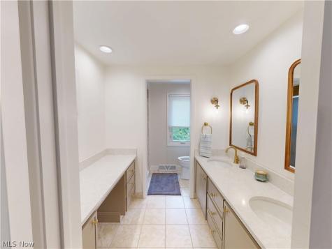21522 S Woodland Road Shaker Heights OH 44122