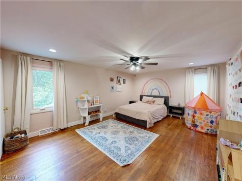 21522 S Woodland Road Shaker Heights OH 44122