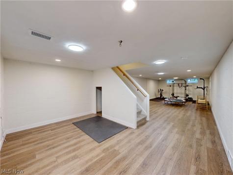 21522 S Woodland Road Shaker Heights OH 44122