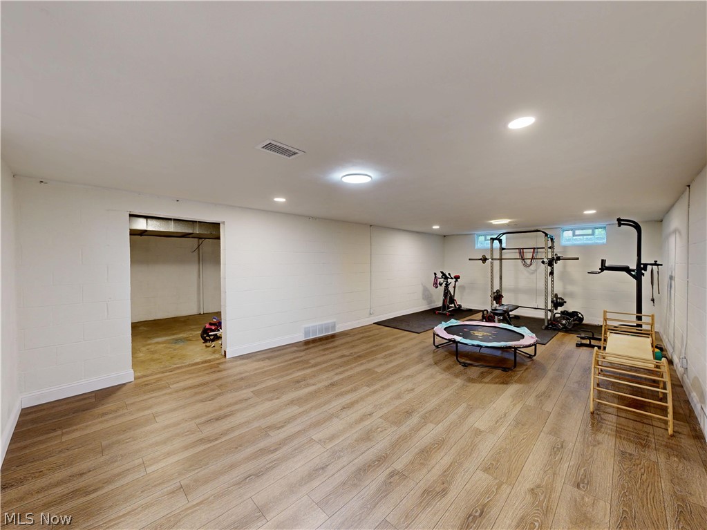 21522 S Woodland Road Shaker Heights OH 44122