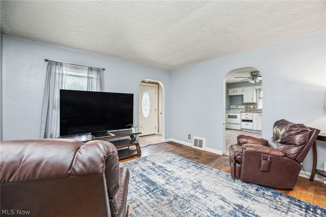 4238 20th Street NW Canton OH 44708