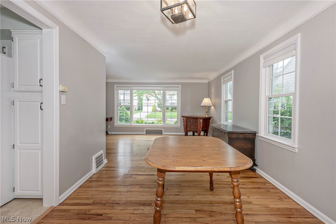 5164 Spencer Road Lyndhurst OH 44124