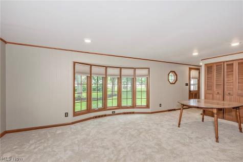 5164 Spencer Road Lyndhurst OH 44124