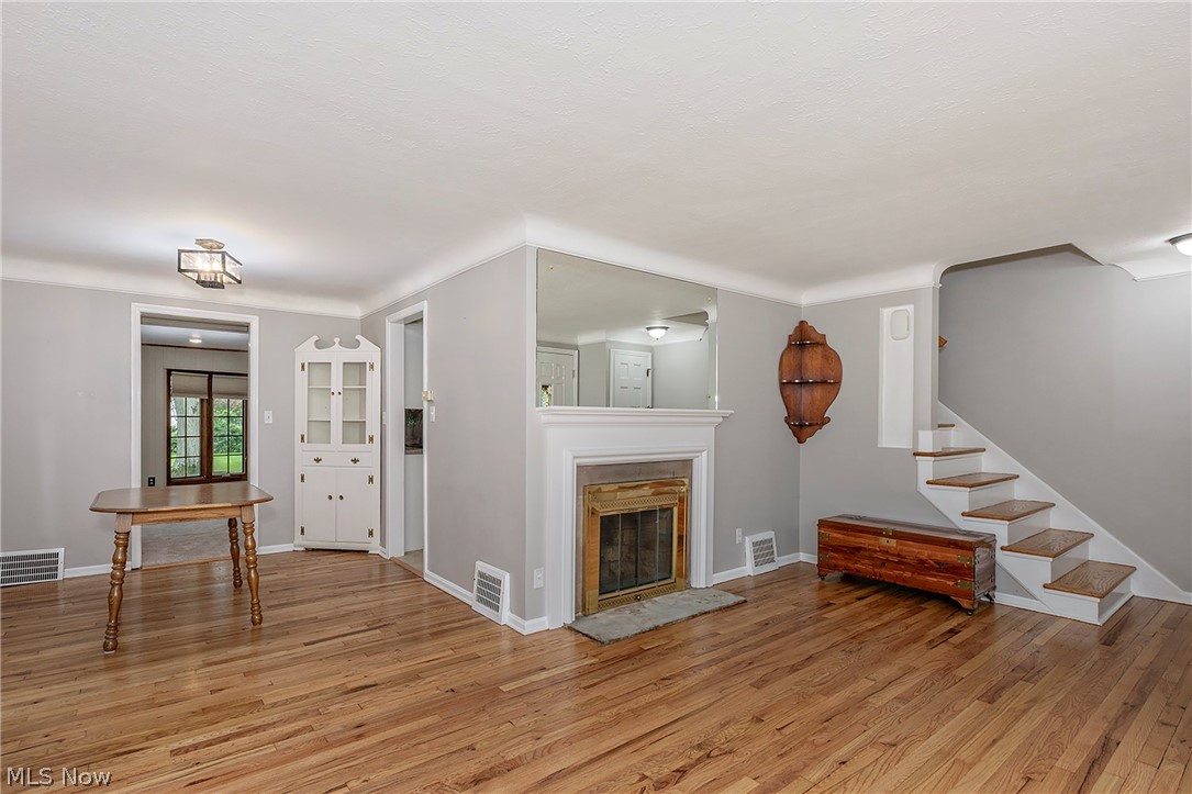 5164 Spencer Road Lyndhurst OH 44124
