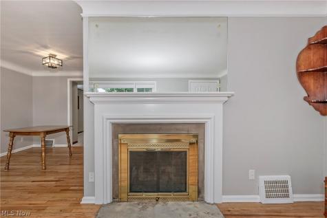 5164 Spencer Road Lyndhurst OH 44124
