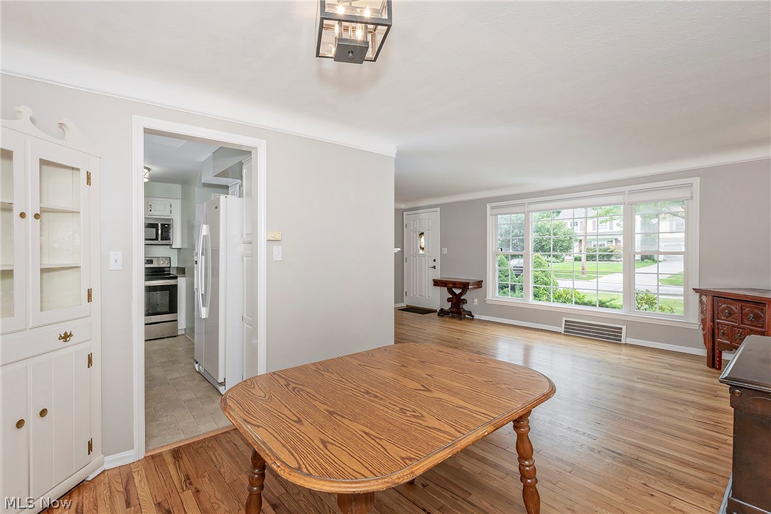 5164 Spencer Road Lyndhurst OH 44124