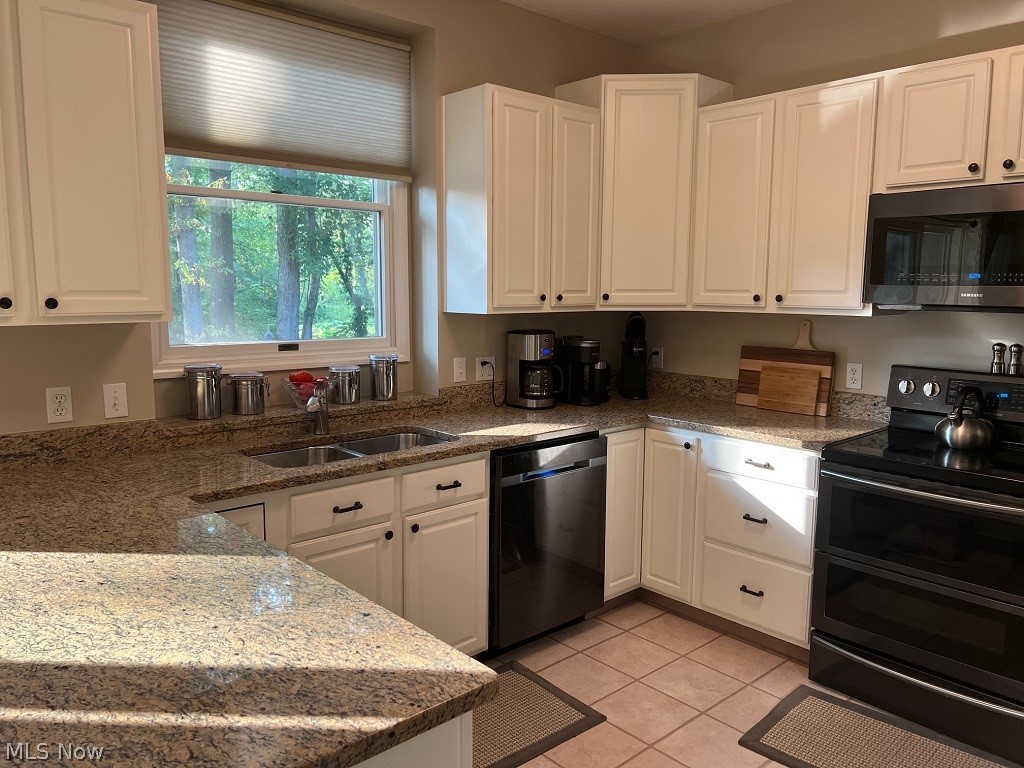 2374 Glenwood Lane Avon OH 44011