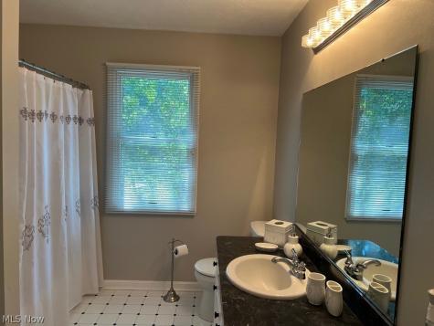 2374 Glenwood Lane Avon OH 44011