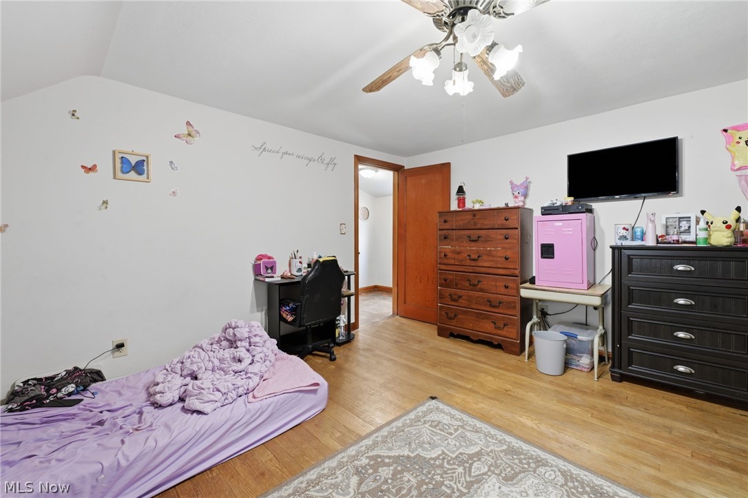 369 E 46th Street Lorain OH 44052