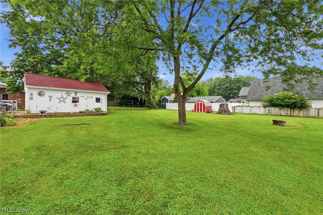 369 E 46th Street Lorain OH 44052