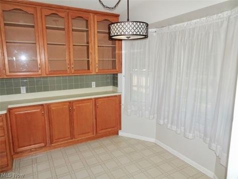 1610 Mayview Avenue Cleveland OH 44109