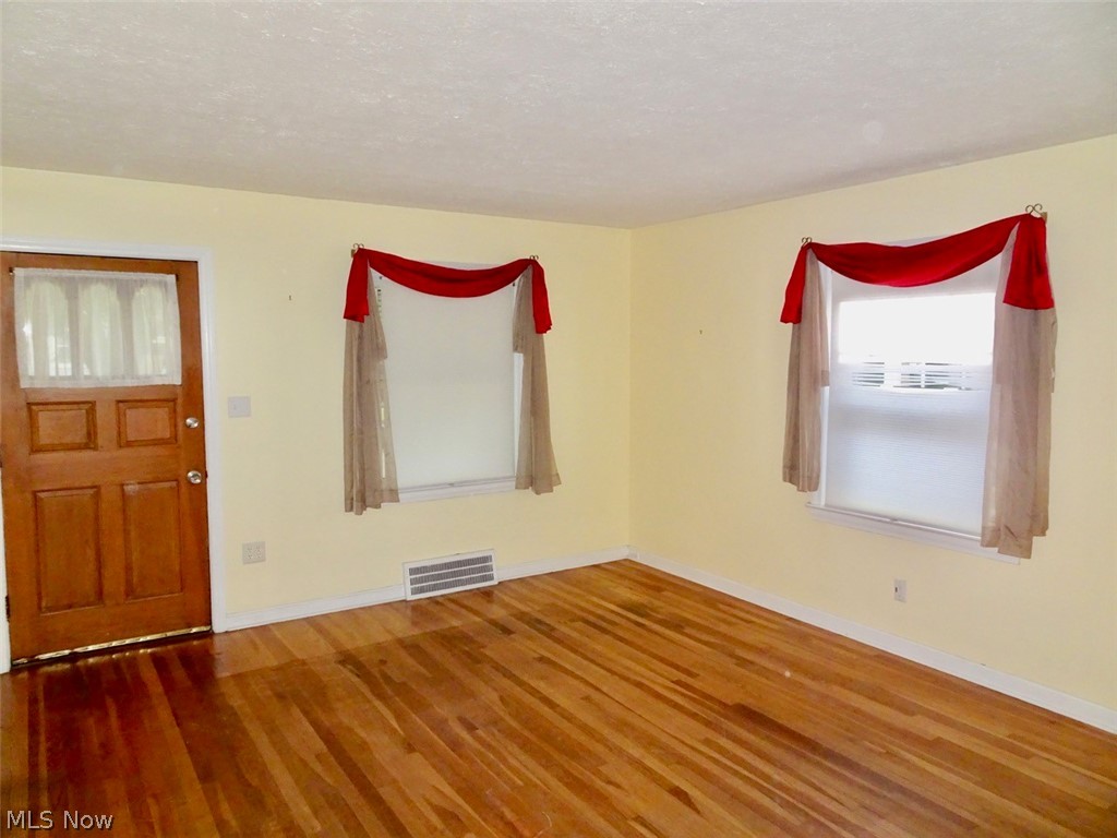 1610 Mayview Avenue Cleveland OH 44109