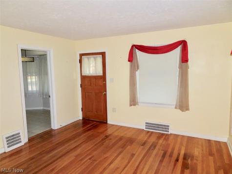 1610 Mayview Avenue Cleveland OH 44109