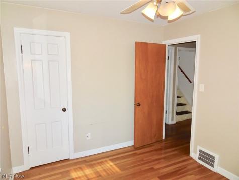 1610 Mayview Avenue Cleveland OH 44109