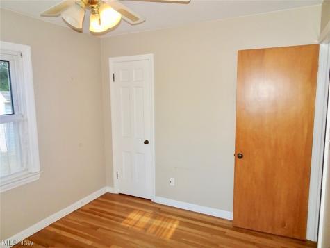 1610 Mayview Avenue Cleveland OH 44109