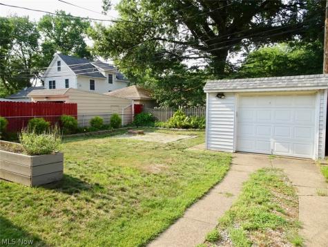 1610 Mayview Avenue Cleveland OH 44109