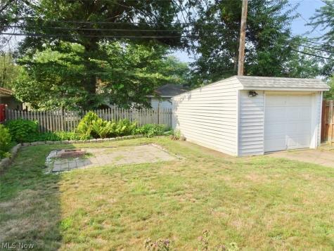 1610 Mayview Avenue Cleveland OH 44109
