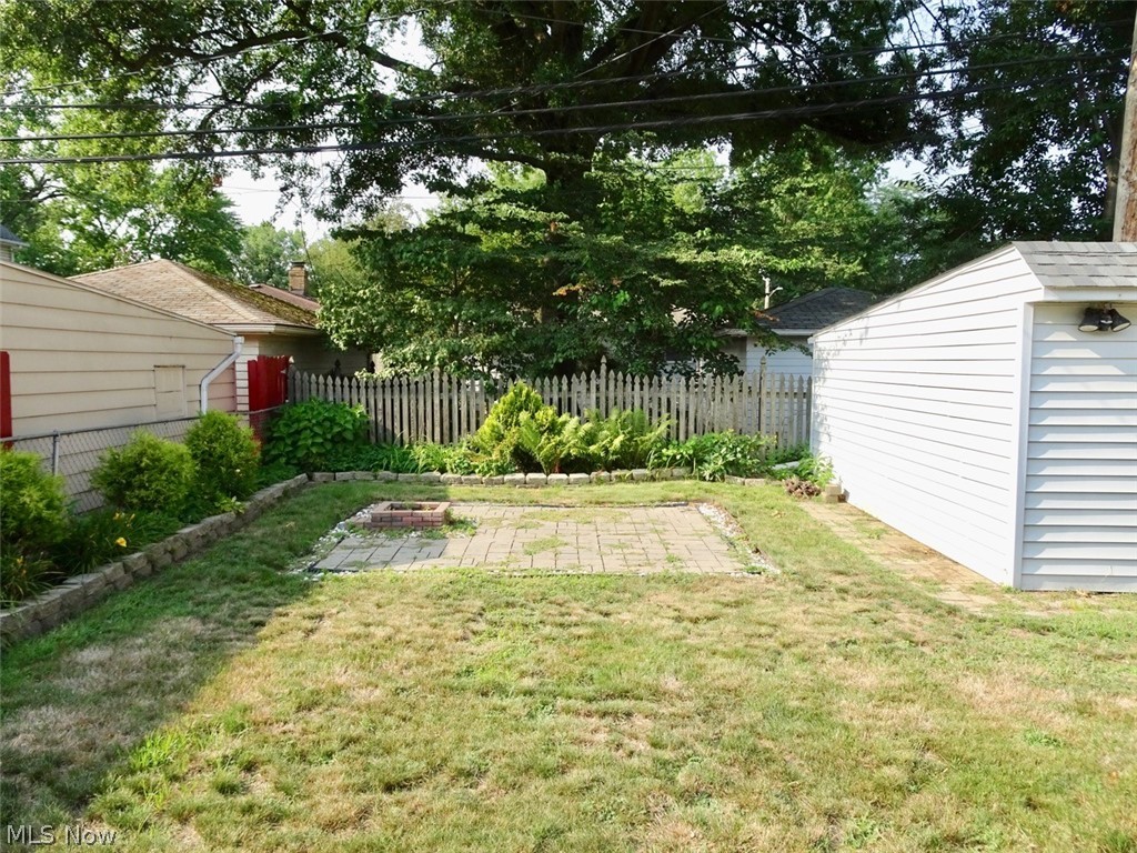 1610 Mayview Avenue Cleveland OH 44109