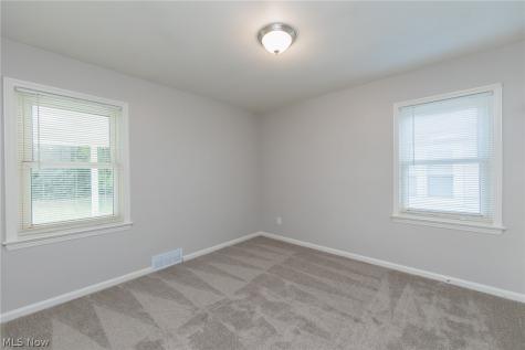 3707 Longwood Avenue Parma OH 44134
