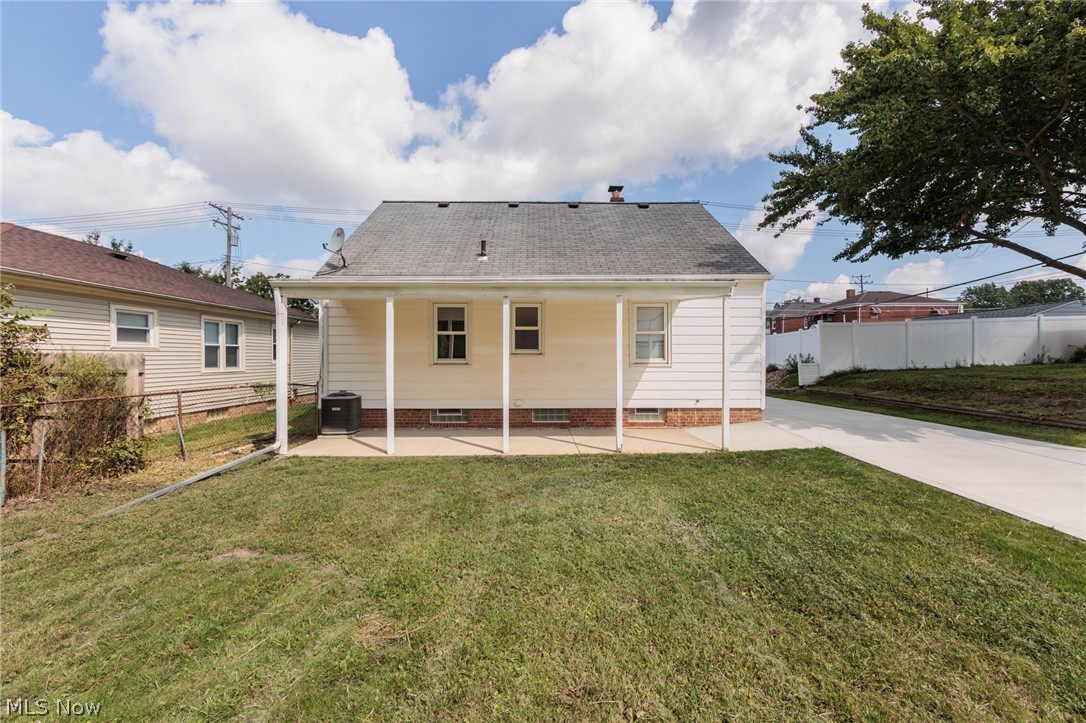 3707 Longwood Avenue Parma OH 44134