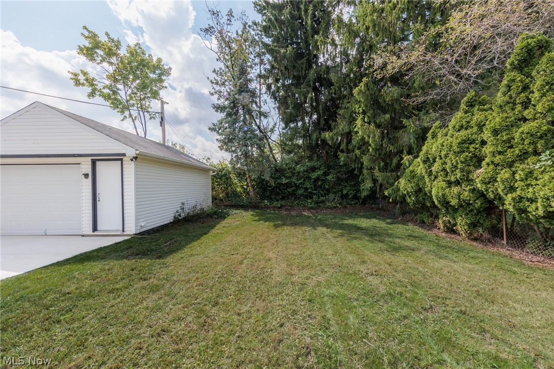 3707 Longwood Avenue Parma OH 44134