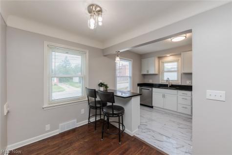 3707 Longwood Avenue Parma OH 44134